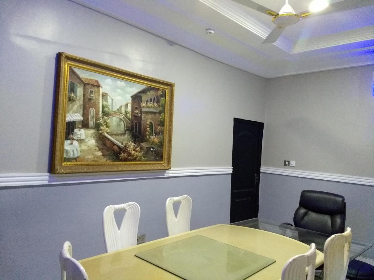The Winford Boutique Hotel Achimota Taifa Dış mekan fotoğraf