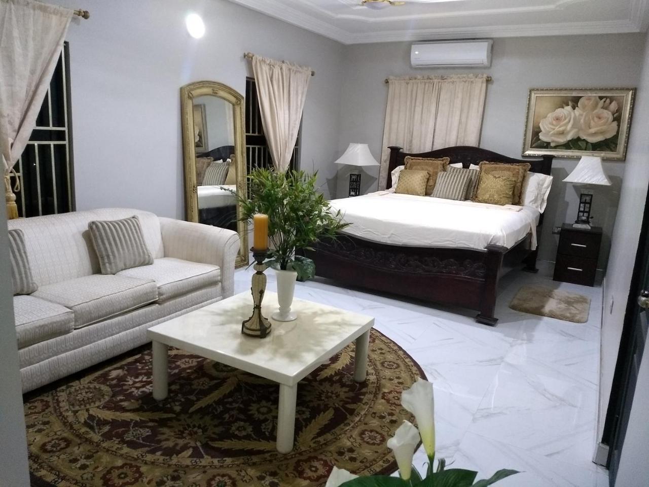 The Winford Boutique Hotel Achimota Taifa Dış mekan fotoğraf