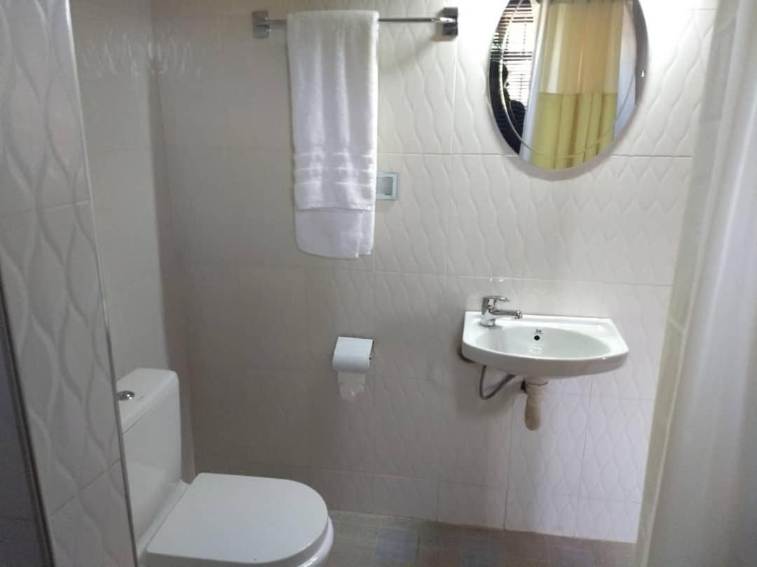 The Winford Boutique Hotel Achimota Taifa Dış mekan fotoğraf